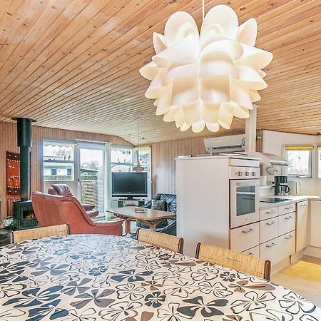 8 Person Holiday Home In Hesselager Екстер'єр фото