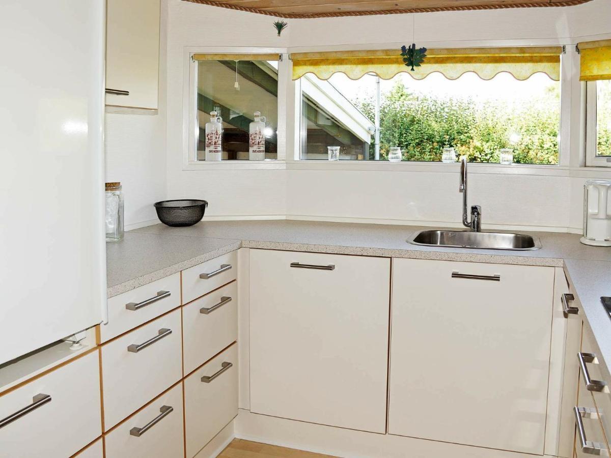 8 Person Holiday Home In Hesselager Екстер'єр фото
